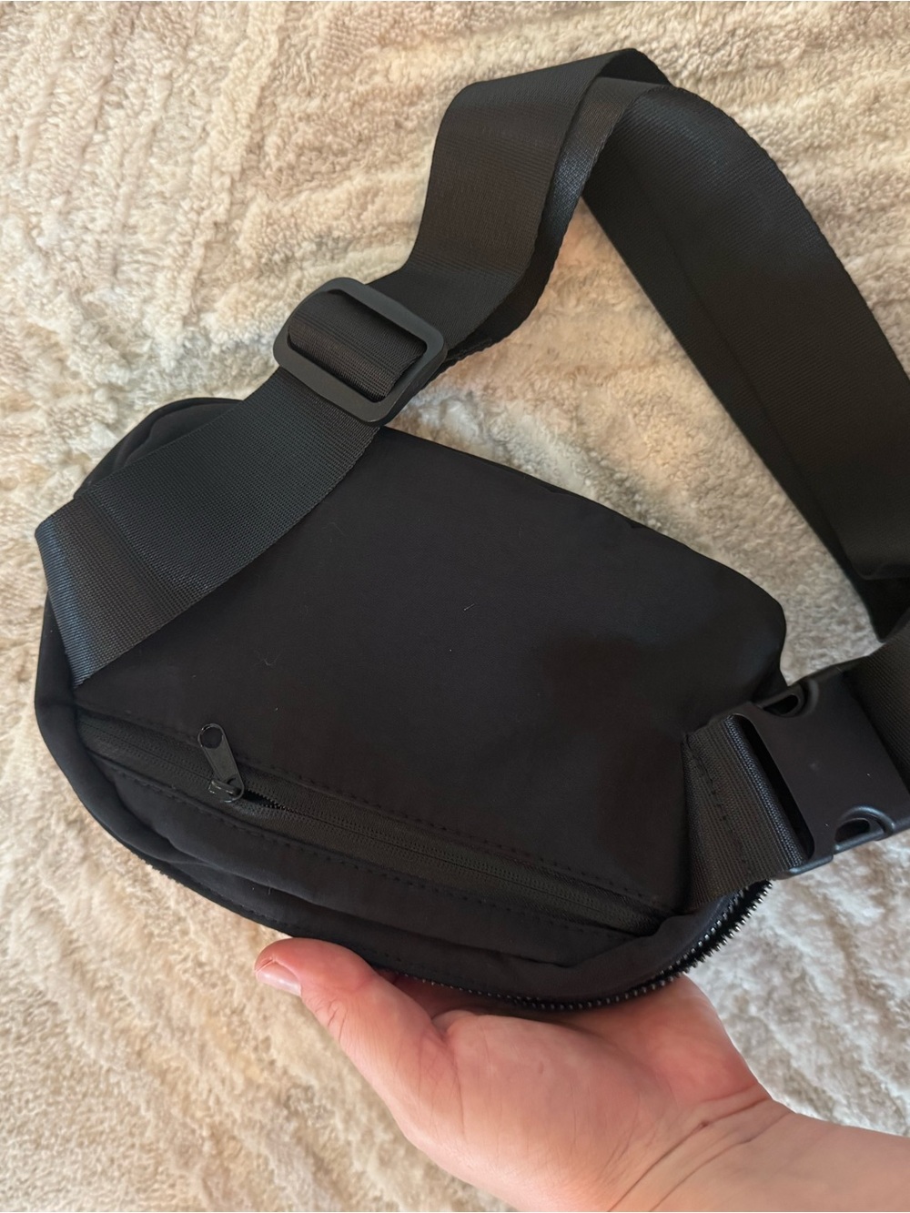 Halara Fanny pack - Picture 3 of 3